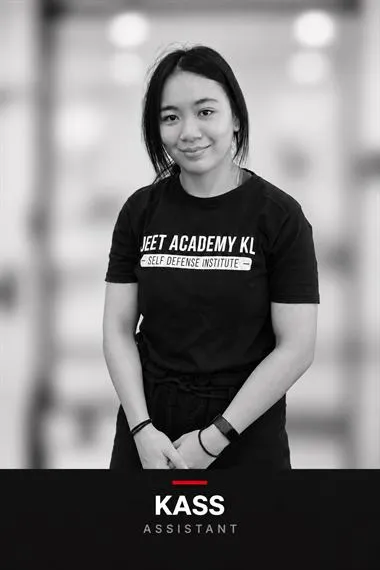 Black-and-white portrait of Kassandra Chan, assistant instructor at JEET Academy KL
